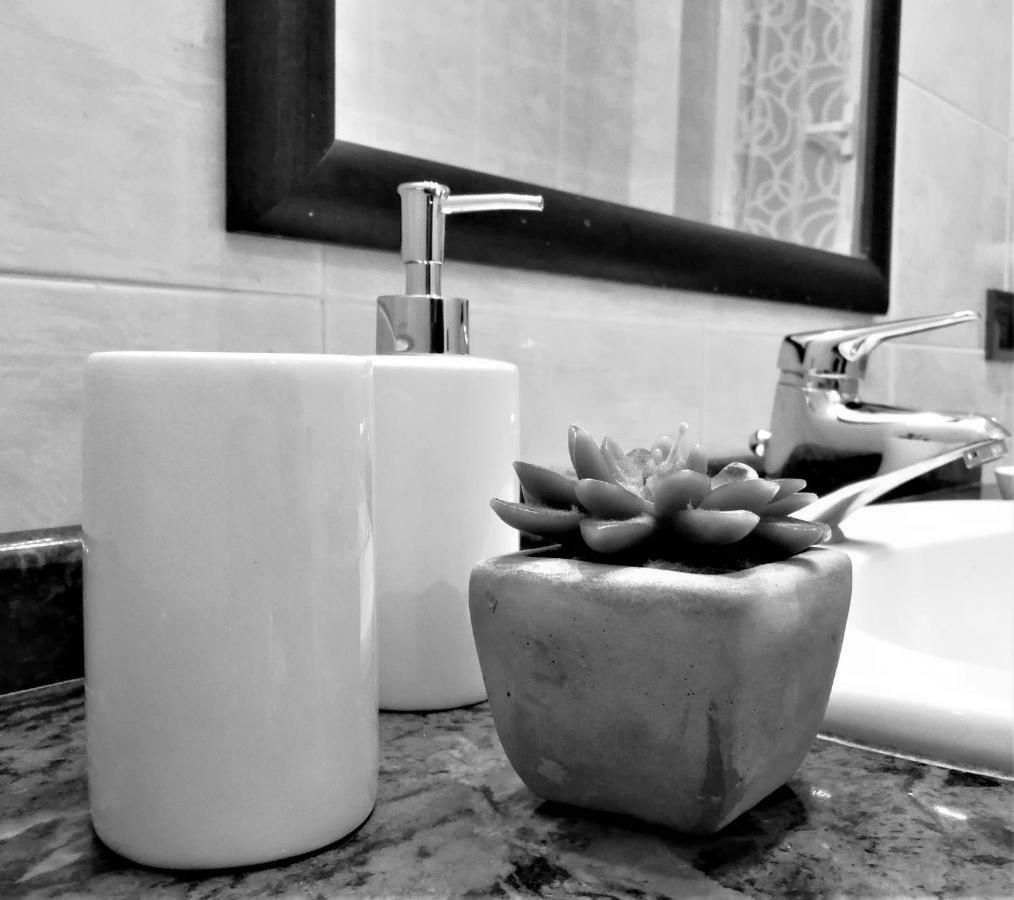 Elerà holiday apartment Palermo Esterno foto